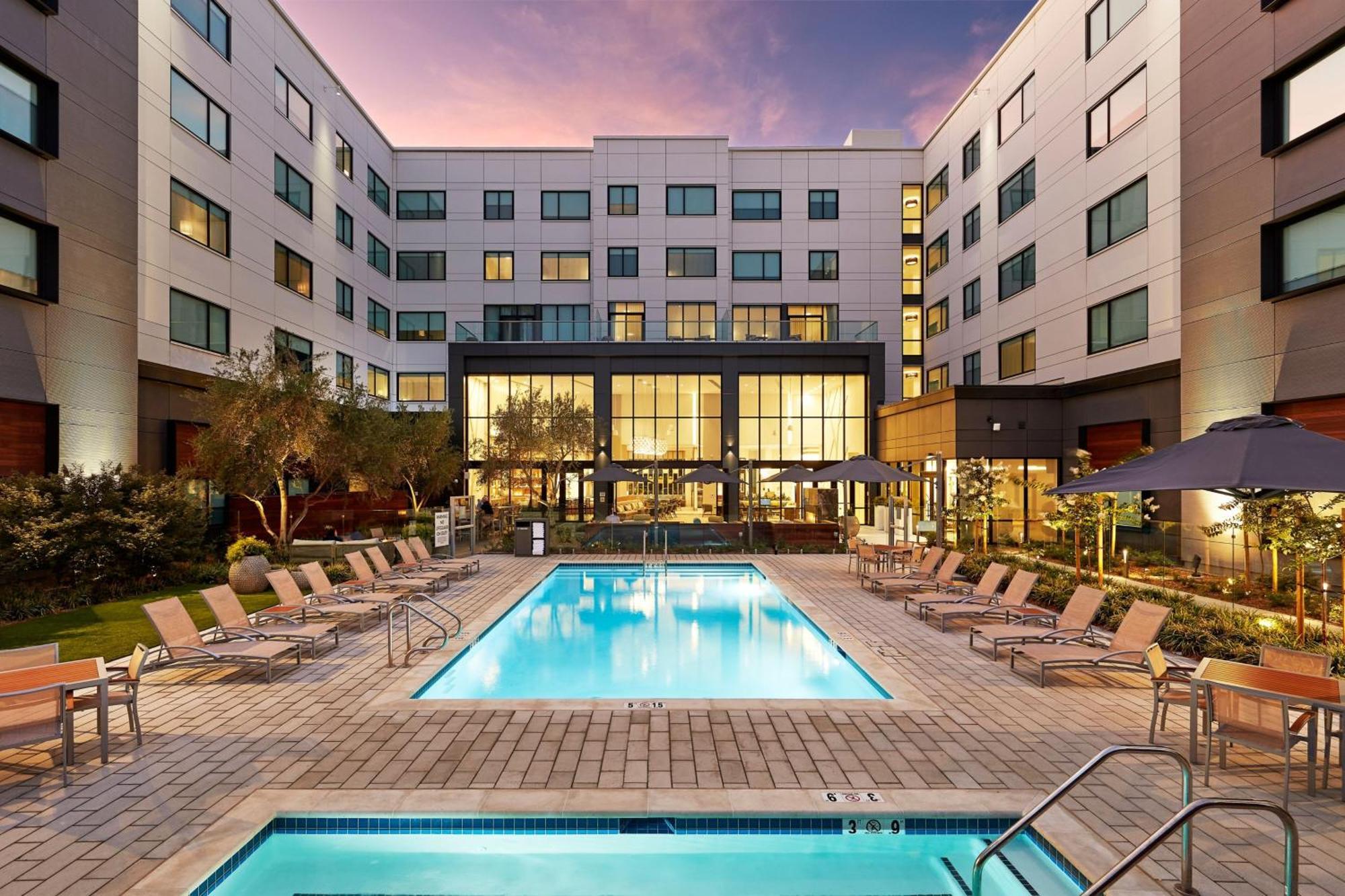 Hotel Element Santa Clara Extérieur photo